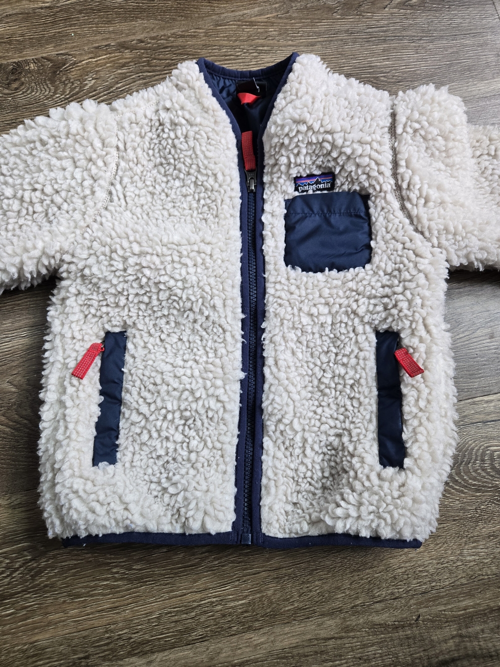 Patagonia Kids Cream Sherpa Fleece Jacket with Navy Accents